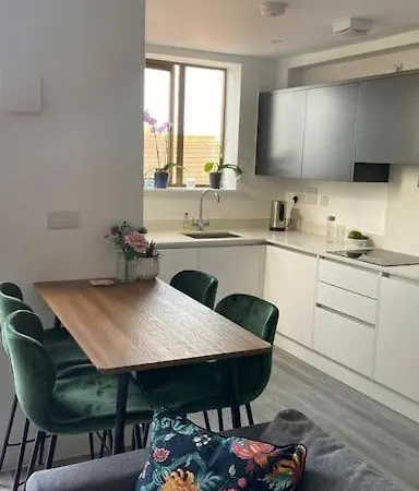 London Luxe: Stylish Studio Экстерьер фото
